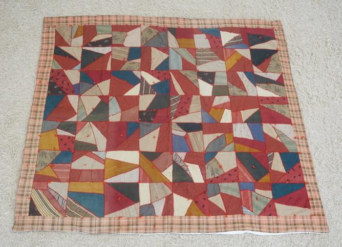 ANTIQUE CRAZY QUILT: ANTIQUE CRAZY QUILT, APPROXIMATELY 61 IN X 68 IN