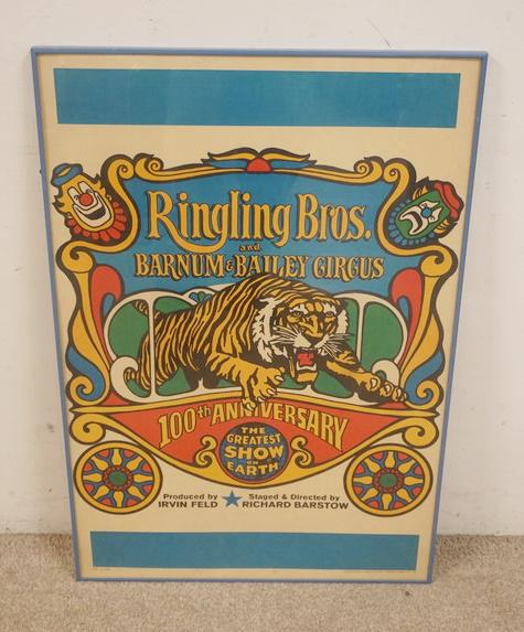 RINGLING BROS & BARNUM & BAILEY CIRCUS POSTER: RINGLING BROS & BARNUM & BAILEY CIRCUS POSTER, APPROXIMATELY 24 IN X 35 IN