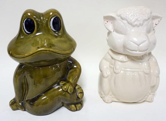 FROG AND SHEEP COOKIE JARS (1 of 1)