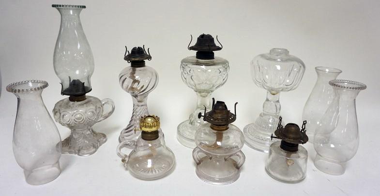 7 ANTIQUE KEROSENE LAMPS: LOT OF 7 ANTIQUE KEROSENE LAMPS