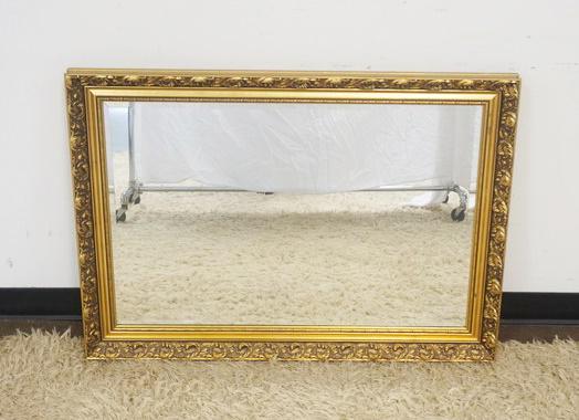 ORNATE GILT FRAMED MIRROR (1 of 3)