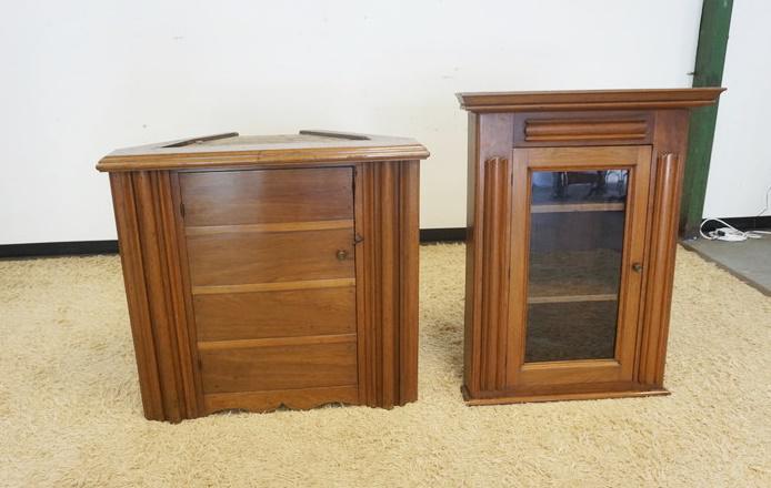 WALNUT CORNER CUPBOARD (1 of 1)