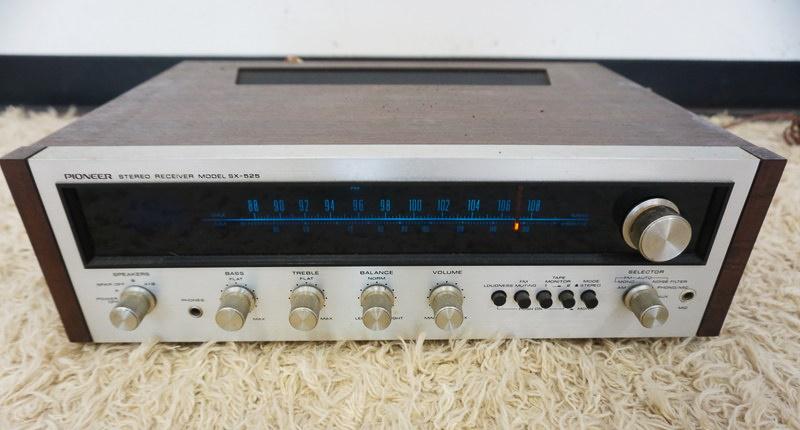 PIONEER SX525 STEREO RECEIVER (1 of 1)