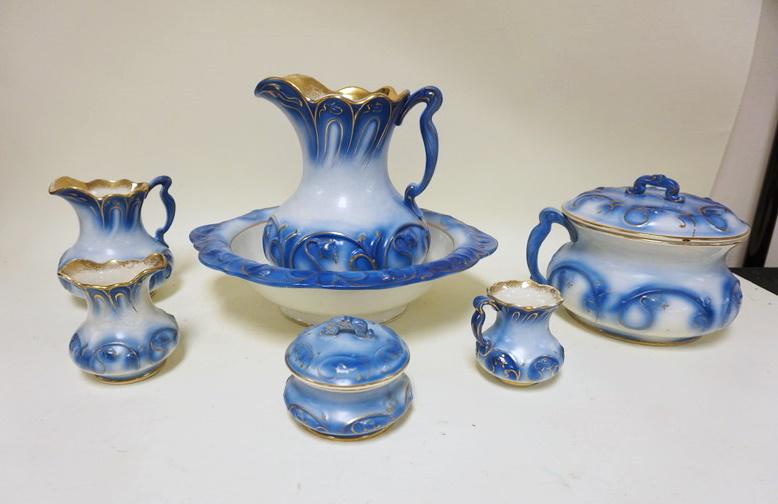 7 PIECE VICTORIAN CHAMBER SET (1 of 2)