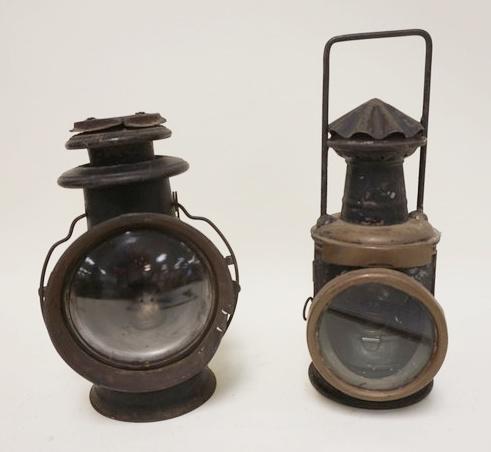 2 ANTIQUE CARRIAGE LANTERNS (1 of 2)