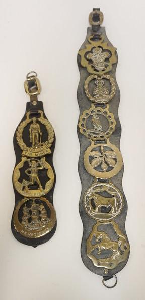 BRASS HORSE MEDALIONS FOR SADDLES: BRASS HORSE MEDALIONS FOR SADDLES, THREE MEDAL STRAP & 6 MEDAL STRAP. LONGEST 21 1/4 IN