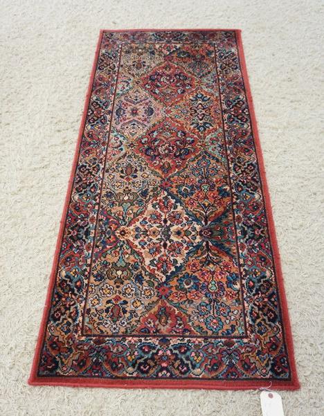 WOOL RUNNER: WOOL RUNNER, APPROXIMATLEY 6 FT X 2 FT 7 IN