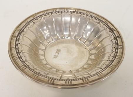 GORHAM STERLING 5 1/2 IN BOWL: GORHAM STERLING 5 1/2 IN BOWL, 3.2 TOZ