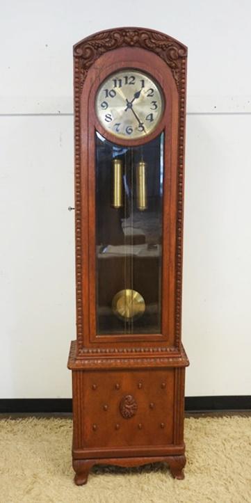 OAK GRANDFATHERS CLOCK (1 of 2)