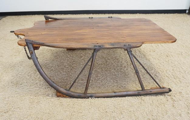 UNUSUAL OAK TOP SLEIGH COFFEE TABLE (1 of 3)