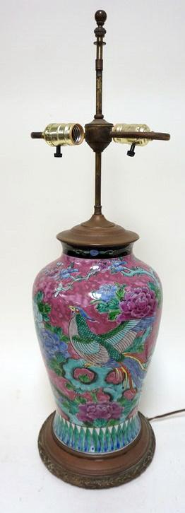 LARGE ASIAN VASE TABLE LAMP (1 of 4)