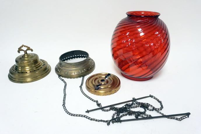 VICTORIAN HANGING LAMP (1 of 2)