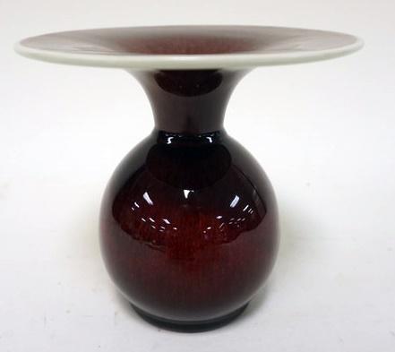 CATALINA POTTERY VASE (1 of 3)