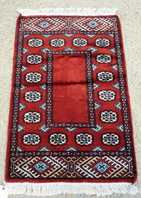PERSIAN WOOL HAND WOVEN RUG (1 of 3)