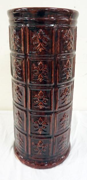 LARGE BENNINGTON POTTERY UMBRELLA STAND (1 of 2)
