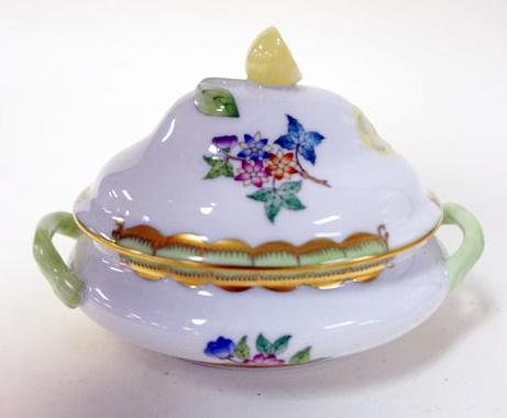 HEREND HAND PAINTED COVERED DISH (1 of 3)