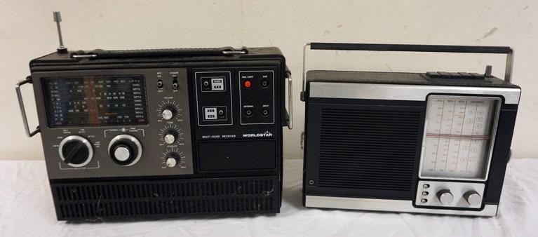 2 MULTI BAND RADIOS, WORLD STAR AND SEARS (1 of 1)