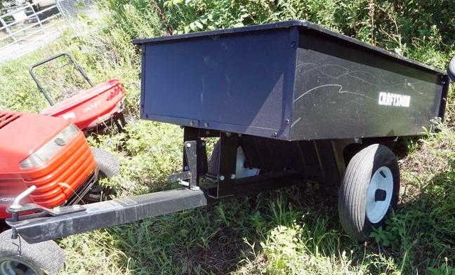 CRAFTSMAN GARDEN CART TRAILER (1 of 2)