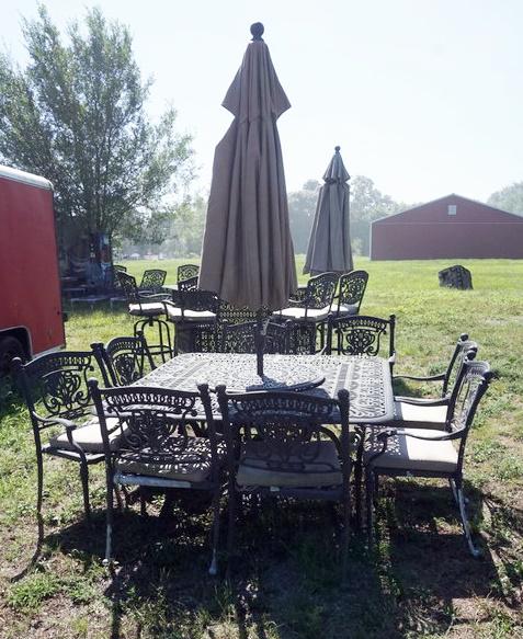 LARGE CAST METAL PATIO SET (1 of 4)