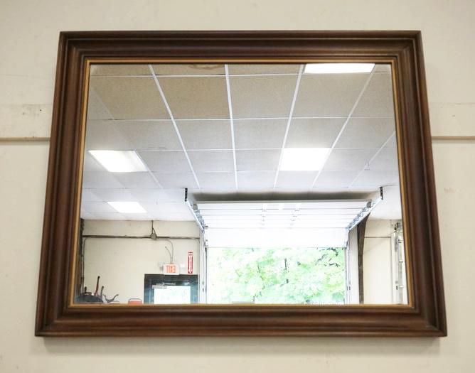 HENKEL HARRIS VIRGINIA GALLERIES MIRROR: HENKEL HARRIS VIRGINIA GALLERIES MIRROR, APPROXIMATELY 45 IN X 29 IN