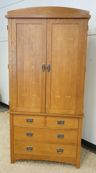 MISSION OAK ARTS & CRAFTS STYLE WARDROBE (1 of 6)