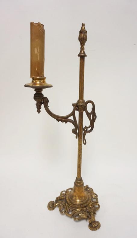 ANTIQUE BRASS LIGHTOLIER TABLE LAMP (1 of 2)