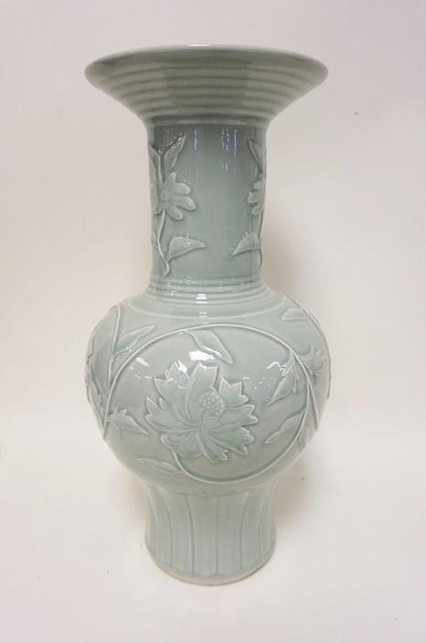 LARGE CELEDON VASE W/CHARACTER MARKS (1 of 3)
