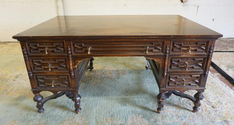 ENGLISH 7 DRAWER LIBRARY DESK (1 of 3)