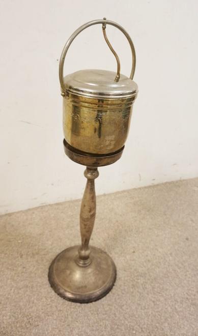 2 PIECE SILVERPLATE HINGED ICE BUCKET (1 of 2)