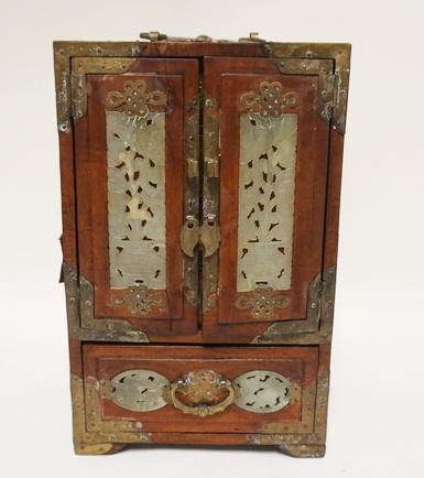 ASIAN JEWELRY BOX (1 of 4)