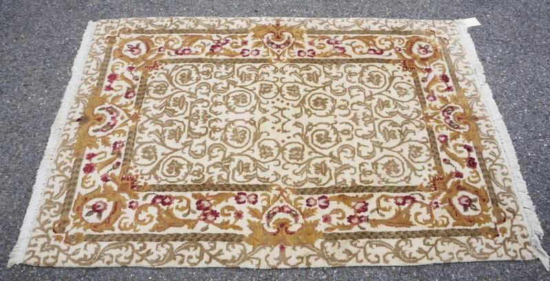 SMALL PERSIAN THROW RUG (1 of 3)