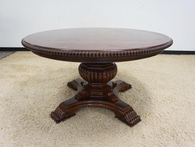 ROUND PEDESTAL DINING ROOM TABLE (1 of 4)