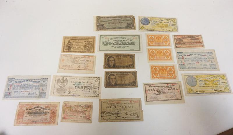 LOT OF ANTIQUE MEXICAN PAPER MONEY: LOT OF ANTIQUE MEXICAN PAPER MONEY
