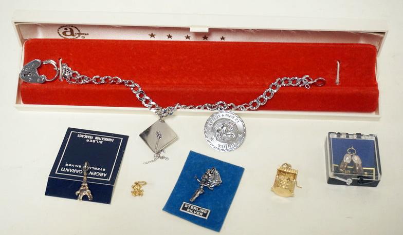 CHARM BRACELET GOLD AND SILVER CHARMS (1 of 2)