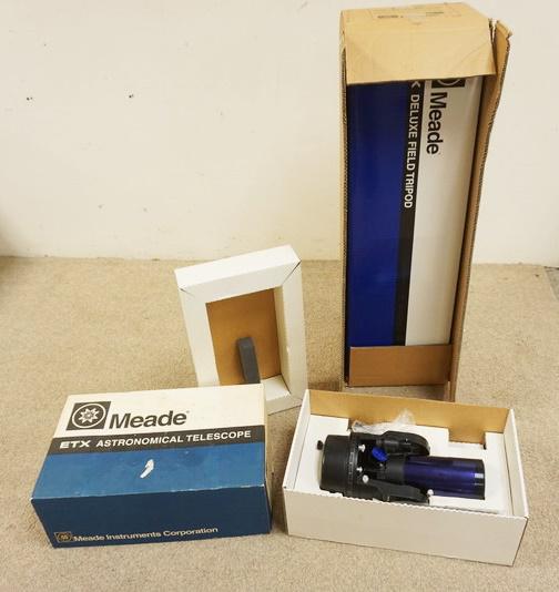 MEADE ETX TELESCOPE W/TRIPOD (1 of 2)