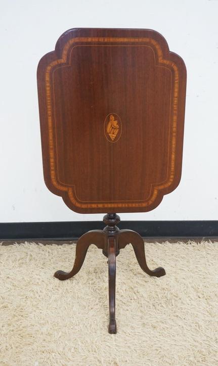 FLIP TOP MAHOGANY STAND (1 of 3)