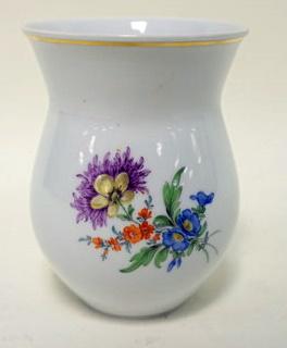 MEISSEN VASE: MEISSEN VASE, APPROXIMATELY 5 IN HIGH