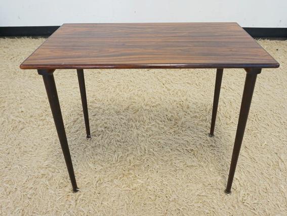 REDWOOD VENEERED TABLE (1 of 2)