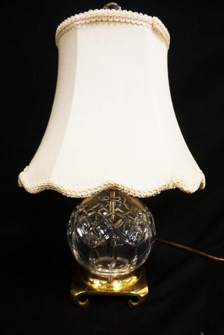 WATERFORD TABLE LAMP (1 of 2)