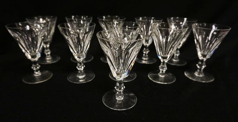 WATERFORD *GLATEE* CRYSTAL STEMWARE (1 of 3)