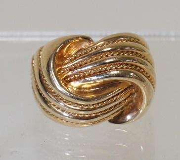 14K YELLOW GOLD SWIRL RING (1 of 4)