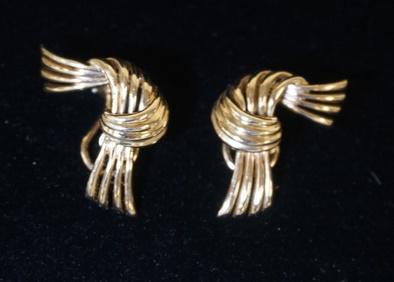 14K GOLD EARRINGS (1 of 2)