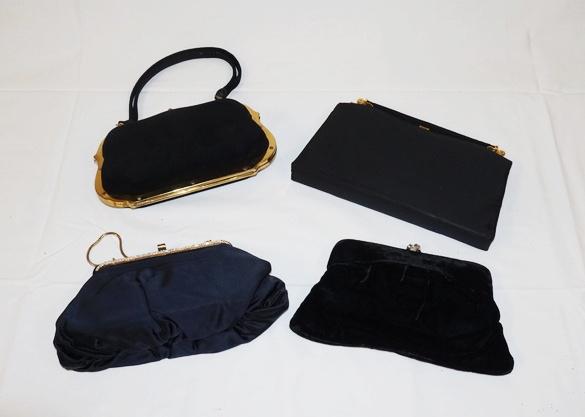 4 VINTAGE EVENING BAGS (1 of 5)