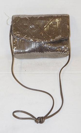 WHITING & DAVIS MESH PURSE: WHITING & DAVIS MESH POCKETBOOK, APPROXIMATELY 6 /2 IN L X 5 IN H X 2 IN