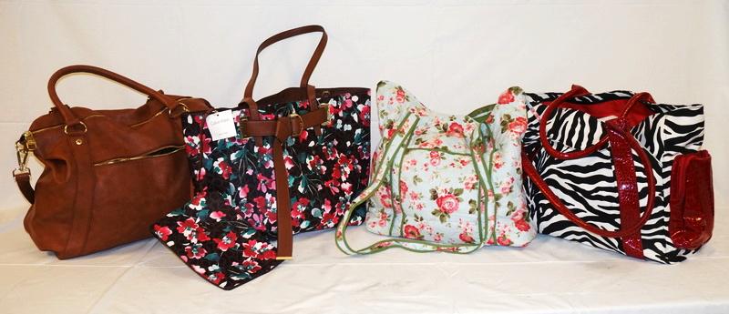 4 TOTE BAGS (1 of 3)