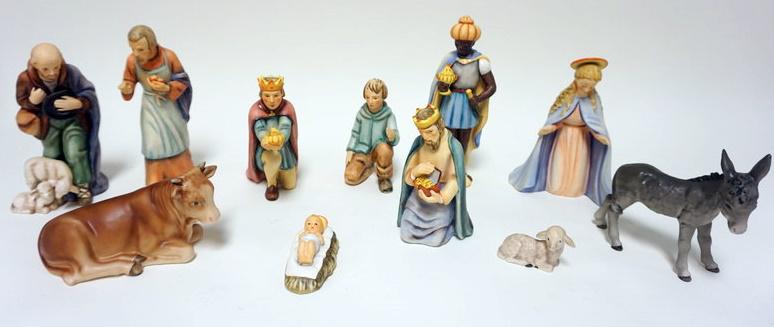 LARGE GOEBEL NATIVITY SET (1 of 4)