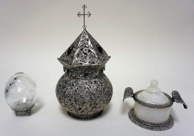 3 PIECE LOT W/SCULPTURE, EGG & BOX (1 of 4)