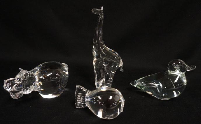 LOT OF 4 BLOWN GLASS ANIMALS: LOT OF 4 BLOWN GLASS ANIMALS, SPODE, WEDGWOOD & SWEELEN, TALLEST IS APPROXIMATELY 7 1/2 IN HIGH
