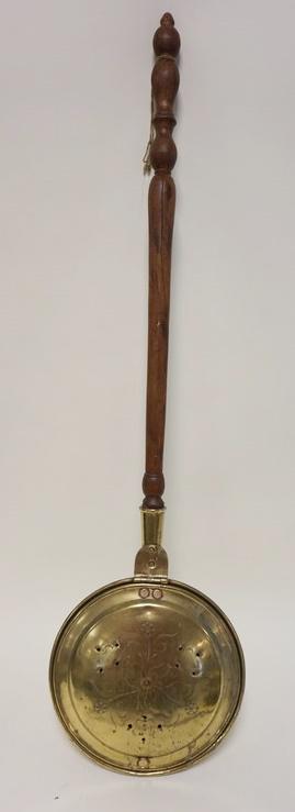 ANTIQUE BRASS BED WARMER (1 of 2)