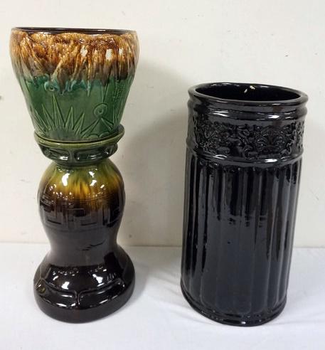 MAJOLICA POT AND PEDESTAL WITH UMBRELLA STAND: MAJOLICA POT AND PEDESTAL WITH UMBRELLA STAND, POT AND PEDESTAL, DO NOT MATCH APPROXIMATELY 26 IN H